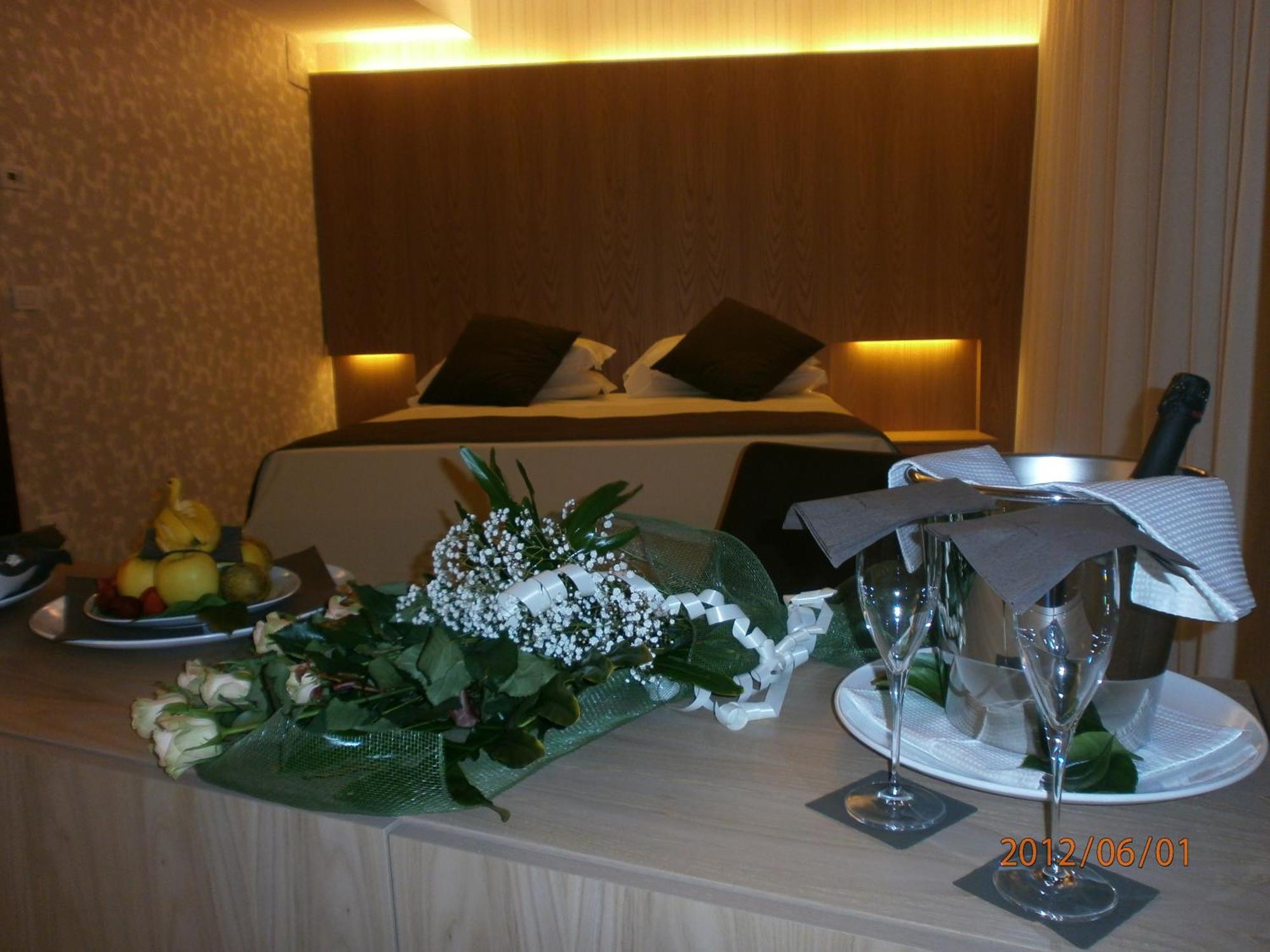 Eolian Milazzo Hotel Esterno foto