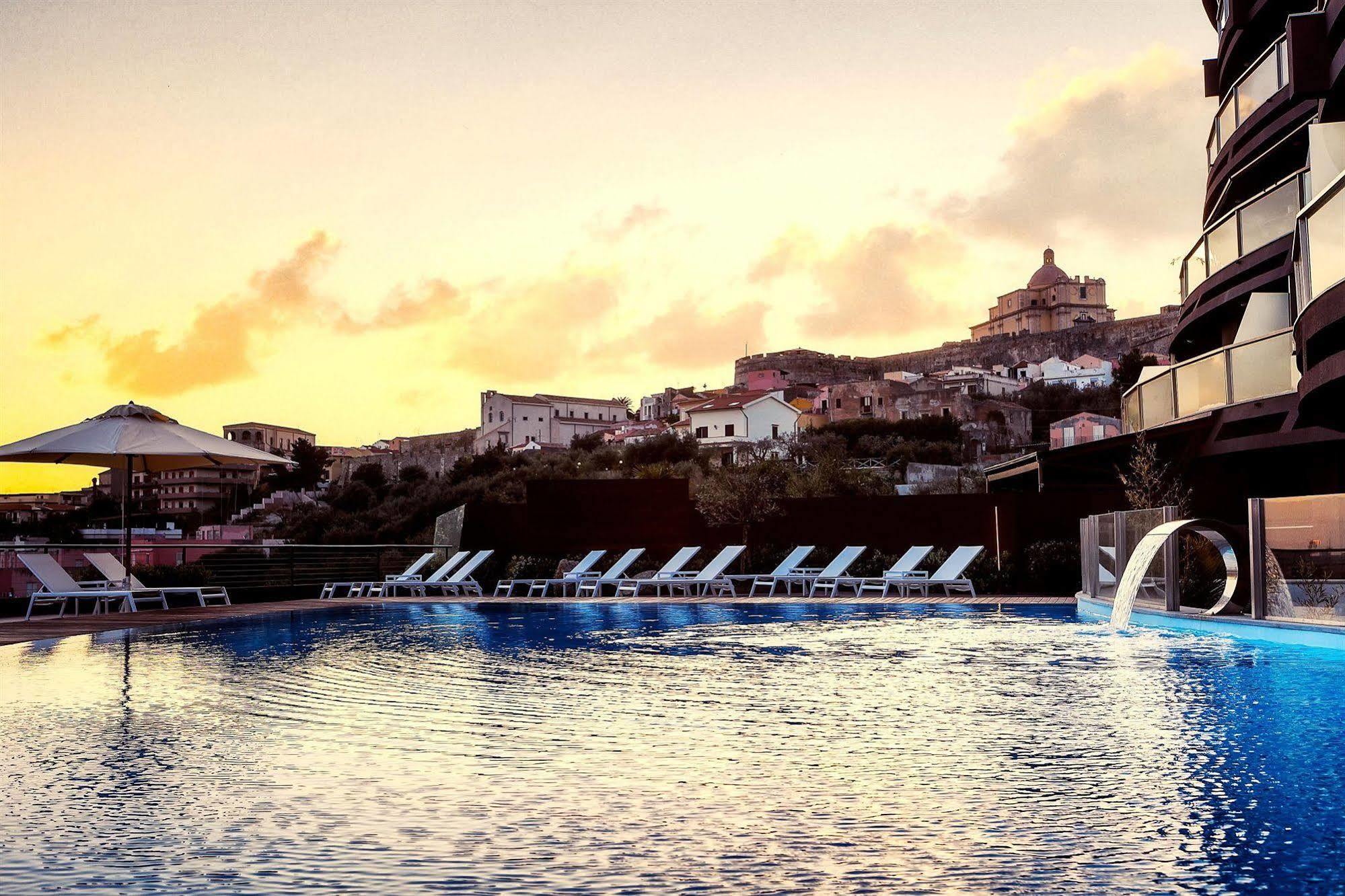 Eolian Milazzo Hotel Esterno foto
